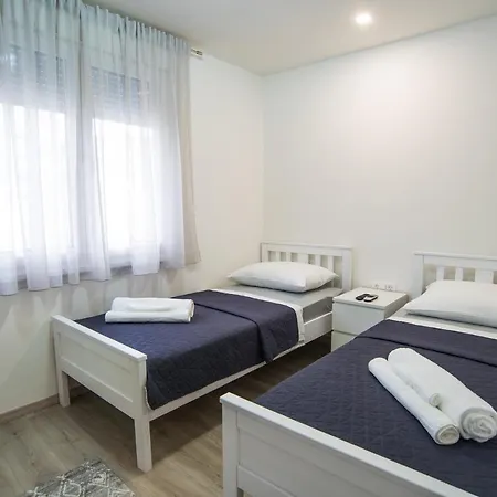 Too Sweet 1 Apartment
