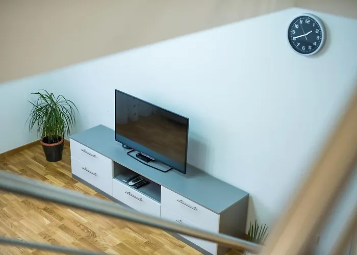 דירה Too Sweet 1 *