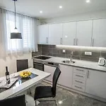 Too Sweet 1 Apartmán *